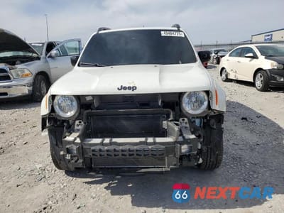 Piąte zdjęcie samochodu w środku: 2022 JEEP RENEGADE ALTITUDE VIN:ZACNJDE19NPN68323 - miniatura