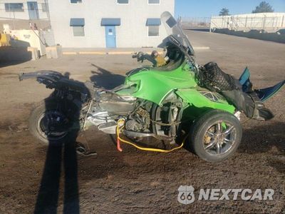 2012 CAN-AM SPYDER ROADSTER 2BXJBRC17CV002000 - główne zdjęcie licytacji z USA - miniatura