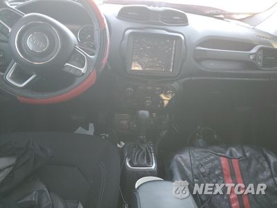 Zdjęcie 8 z 12 samochodu: 2023 JEEP RENEGADE ALTITUDE VIN:ZACNJDE10PPP12165 - miniatura