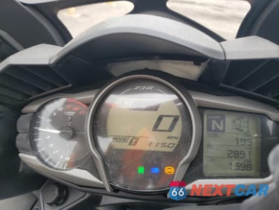 Zdjęcie 7 z 10 samochodu: 2017 YAMAHA FJR1300 AEC VIN:JYARP30Y7GA000071 - miniatura