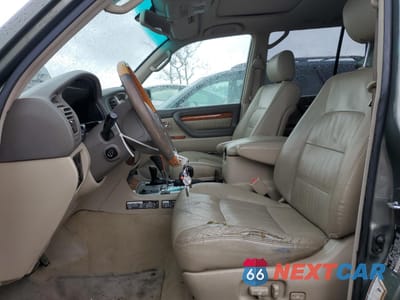 Zdjęcie 7 z 14 samochodu: 2006 LEXUS LX 470 VIN:JTJHT00W164015619 - miniatura