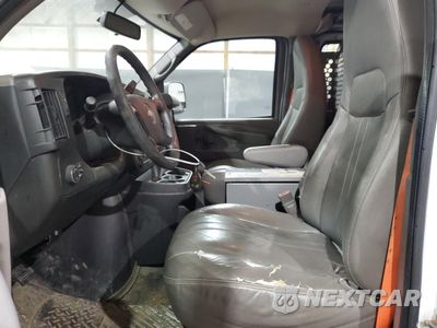 Zdjęcie 7 z 13 samochodu: 2015 CHEVROLET EXPRESS G2500 VIN:1GCWGFCF8F1193297 - miniatura