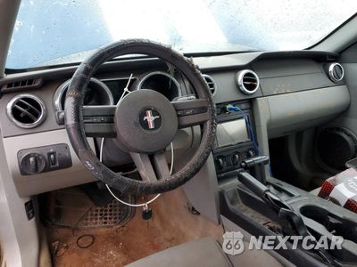 Zdjęcie 8 z 14 samochodu: 2005 FORD MUSTANG VIN:1ZVFT80N955120771 - miniatura