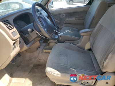 Zdjęcie 7 z 12 samochodu: 1998 NISSAN FRONTIER KING CAB XE VIN:1N6DD26S1WC329577 - miniatura