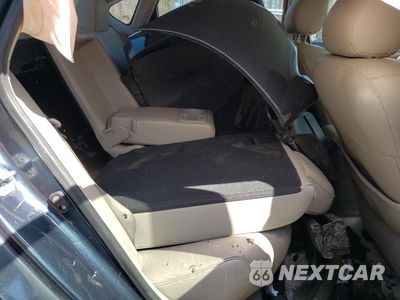 Zdjęcie 10 z 12 samochodu: 2014 NISSAN SENTRA S VIN:3N1AB7AP4EL616302 - miniatura