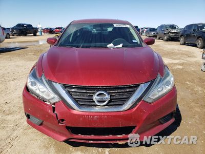 Piąte zdjęcie samochodu w środku: 2017 NISSAN ALTIMA 2.5 VIN:1N4AL3AP1HC265504 - miniatura