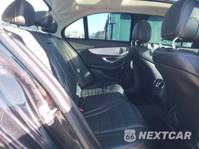 Zdjęcie 10 z 12 samochodu: 2015 MERCEDES-BENZ C 300 4MATIC VIN:55SWF4KB8FU013747 - miniatura