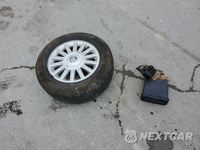 Zdjęcie 13 z 14 samochodu: 2010 MERCURY GRAND MARQUIS LS VIN:2MEBM7FV8AX605314 - miniatura