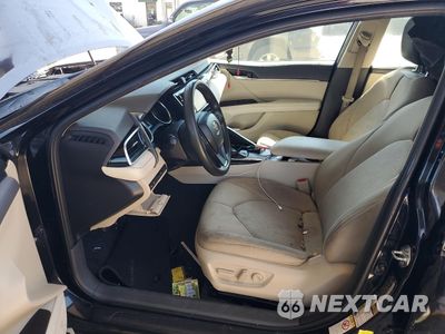 Zdjęcie 7 z 13 samochodu: 2018 TOYOTA CAMRY L VIN:4T1B11HK3JU505926 - miniatura