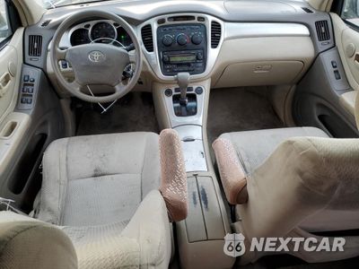 Zdjęcie 8 z 13 samochodu: 2007 TOYOTA HIGHLANDER SPORT VIN:JTEDP21A970137427 - miniatura
