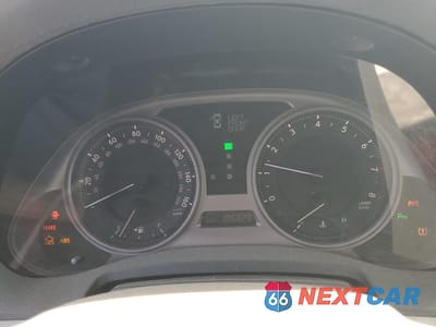 Zdjęcie 9 z 13 samochodu: 2006 LEXUS IS 250 VIN:JTHBK262062014953 - miniatura