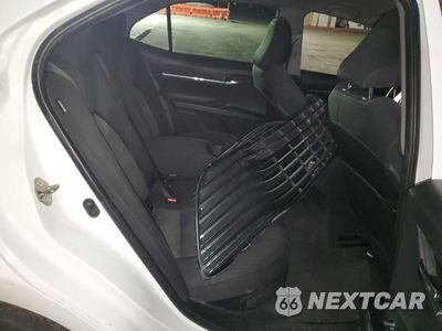 Zdjęcie 10 z 12 samochodu: 2020 TOYOTA CAMRY LE VIN:4T1C31AK0LU518340 - miniatura