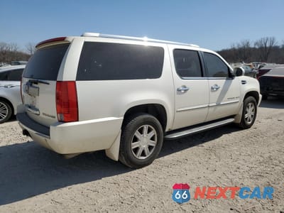 Trzecie zdjęcie samochodu z tyłu: 2008 CADILLAC ESCALADE ESV VIN:1GYFK668X8R272089 - miniatura