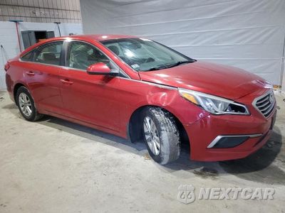 Czwarte zdjęcie samochodu z boku: 2017 HYUNDAI SONATA SE VIN:5NPE24AFXHH582780 - miniatura