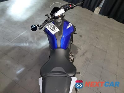 Zdjęcie 6 z 10 samochodu: 2020 YAMAHA MT07 VIN:JYARM27EXLA006357 - miniatura