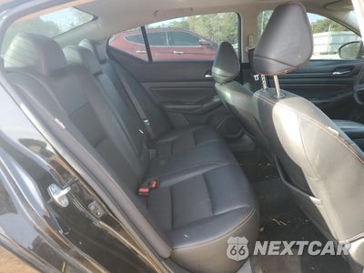 Zdjęcie 10 z 16 samochodu: 2019 NISSAN ALTIMA SR VIN:1N4BL4CV3KC222263 - miniatura