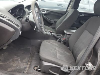 Zdjęcie 7 z 12 samochodu: 2015 FORD FOCUS SE VIN:1FADP3F22FL263417 - miniatura