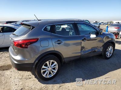 Trzecie zdjęcie samochodu z tyłu: 2017 NISSAN ROGUE SPORT S VIN:JN1BJ1CP0HW021625 - miniatura
