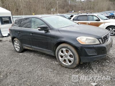 Czwarte zdjęcie samochodu z boku: 2013 VOLVO XC60 3.2 VIN:YV4952DZ5D2451137 - miniatura