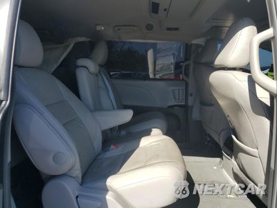 Zdjęcie 12 z 15 samochodu: 2015 TOYOTA SIENNA XLE VIN:5TDYK3DC6FS646300 - miniatura