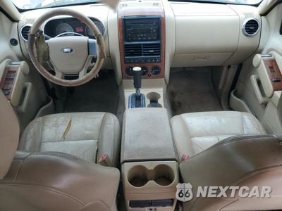 Zdjęcie 8 z 13 samochodu: 2006 FORD EXPLORER EDDIE BAUER VIN:1FMEU74E46UA04042 - miniatura