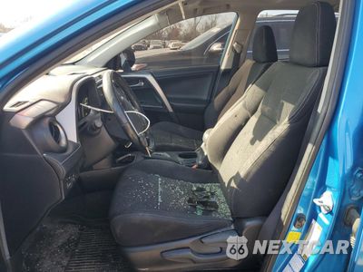 Zdjęcie 7 z 13 samochodu: 2017 TOYOTA RAV4 XLE VIN:JTMRFREV8HD212244 - miniatura