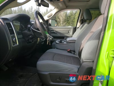 Zdjęcie 7 z 12 samochodu: 2013 RAM 2500 SLT VIN:3C6TR5MT4DG555093 - miniatura