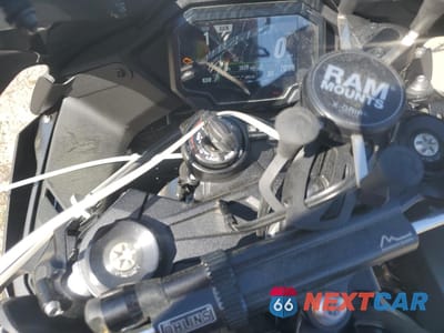 Zdjęcie 7 z 9 samochodu: 2023 KAWASAKI ZX1002 M VIN:JKBZXVM19PA004383 - miniatura