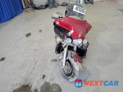 Piąte zdjęcie samochodu w środku: 2011 HARLEY-DAVIDSON FLHTK VIN:1HD1KEM16BB619173 - miniatura