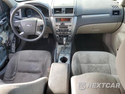 Zdjęcie 8 z 13 samochodu: 2011 FORD FUSION SE VIN:3FAHP0HA4BR235621 - miniatura