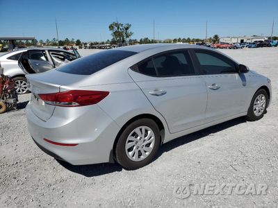 Trzecie zdjęcie samochodu z tyłu: 2018 HYUNDAI ELANTRA SE VIN:5NPD74LF8JH306243 - miniatura