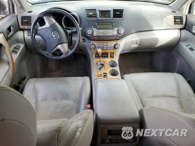 Zdjęcie 8 z 13 samochodu: 2008 TOYOTA HIGHLANDER HYBRID LIMITED VIN:JTEEW44A282022138 - miniatura