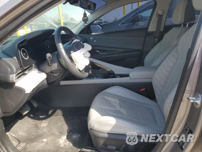 Zdjęcie 7 z 14 samochodu: 2021 HYUNDAI ELANTRA LIMITED VIN:KMHLN4AJ6MU006361 - miniatura