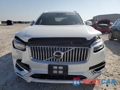Piąte zdjęcie samochodu w środku: 2024 VOLVO XC90 ULTIMATE VIN:YV4062PF1R1244894 - miniatura
