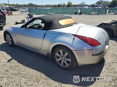 Drugie zdjęcie samochodu z przodu: 2004 NISSAN 350Z ROADSTER VIN:JN1AZ36A04T000227 - miniatura