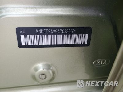 Zdjęcie 14 z 14 samochodu: 2010 KIA SOUL + VIN:KNDJT2A29A7033062 - miniatura