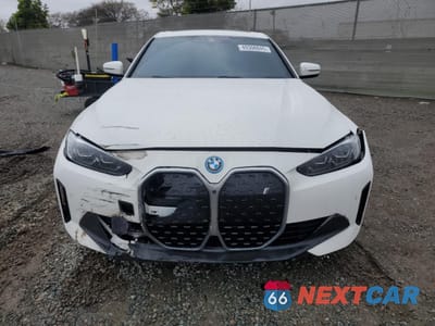 Piąte zdjęcie samochodu w środku: 2023 BMW I4 EDRIVE 35 VIN:WBY43AW06PFR40668 - miniatura