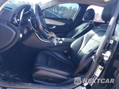 Zdjęcie 7 z 12 samochodu: 2015 MERCEDES-BENZ C 300 4MATIC VIN:55SWF4KB8FU013747 - miniatura