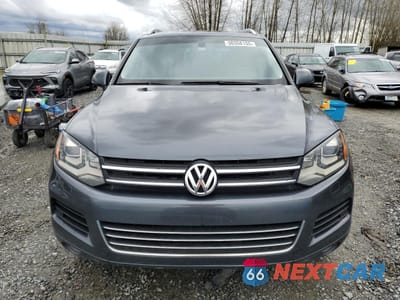 Piąte zdjęcie samochodu w środku: 2012 VOLKSWAGEN TOUAREG V6 TDI VIN:WVGEK9BP8CD010511 - miniatura
