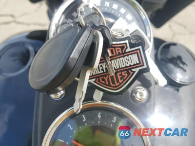 Zdjęcie 8 z 10 samochodu: 2020 HARLEY-DAVIDSON FXLRS VIN:1HD1YWK25LB027135 - miniatura