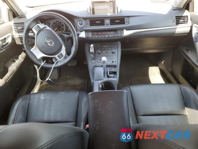 Zdjęcie 8 z 12 samochodu: 2012 LEXUS CT 200 VIN:JTHKD5BH5C2117268 - miniatura