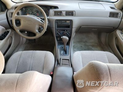 Zdjęcie 8 z 14 samochodu: 1997 TOYOTA CAMRY CE VIN:4T1BG22K7VU754734 - miniatura