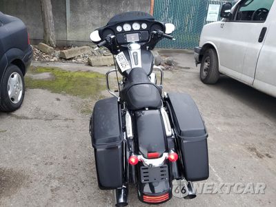 Czwarte zdjęcie samochodu z boku: 2018 HARLEY-DAVIDSON FLHX STREET GLIDE VIN:1HD1KBC12JB662231 - miniatura
