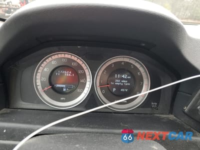 Zdjęcie 9 z 12 samochodu: 2013 VOLVO XC70 3.2 VIN:YV4940BL7D1146198 - miniatura