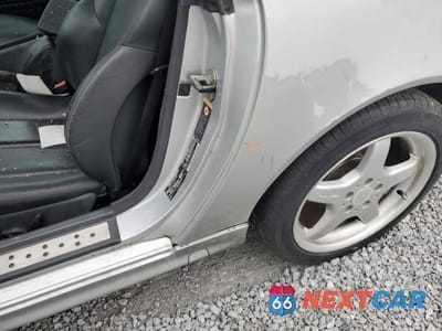 Zdjęcie 12 z 13 samochodu: 2002 MERCEDES-BENZ SLK 320 VIN:WDBKK65F42F250018 - miniatura