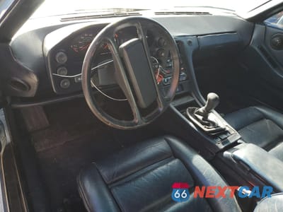 Zdjęcie 8 z 12 samochodu: 1985 PORSCHE 928 S VIN:WP0JB092XFS860634 - miniatura