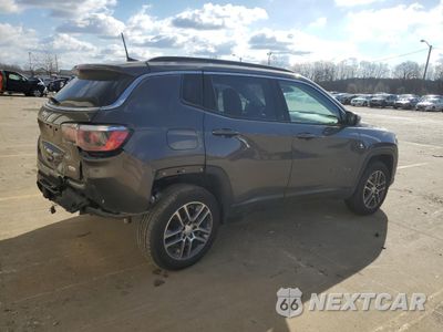 Trzecie zdjęcie samochodu z tyłu: 2017 JEEP COMPASS LATITUDE VIN:3C4NJDBB7HT651763 - miniatura