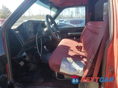 Zdjęcie 7 z 11 samochodu: 1989 CHEVROLET GMT-400 K1500 VIN:1GCDK14K7KZ173932 - miniatura