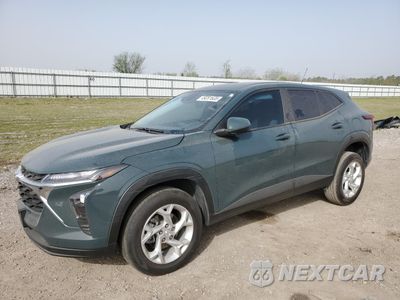 2025 CHEVROLET TRAX LS KL77LFEP2SC145845 - główne zdjęcie licytacji z USA - miniatura