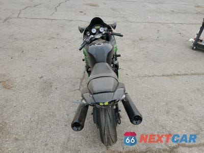 Zdjęcie 6 z 9 samochodu: 2009 KAWASAKI ZX1400 C VIN:JKBZXNC129A013642 - miniatura